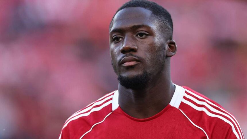 Konaté : pas de Real Madrid ni de Liverpool… le défenseur signe avec une nouvelle marque